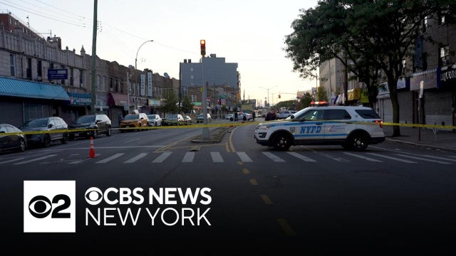 Suspect sought in deadly Queens stabbing