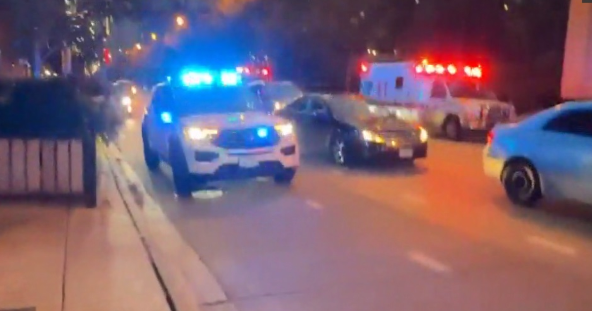 2 charged with allegedly shooting man during attempted armed robbery on ...