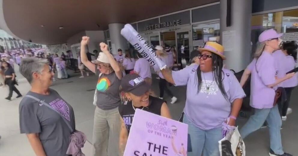 Golden State Valkyries fans thrilled for another playoff series game at ...
