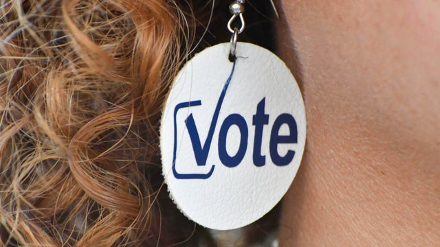 Residents Voting In Florida US 