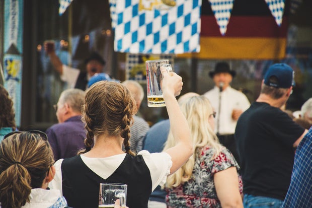 denver-wiesn-photo-by-brett-sayles-2018-09-29-pexels.jpg