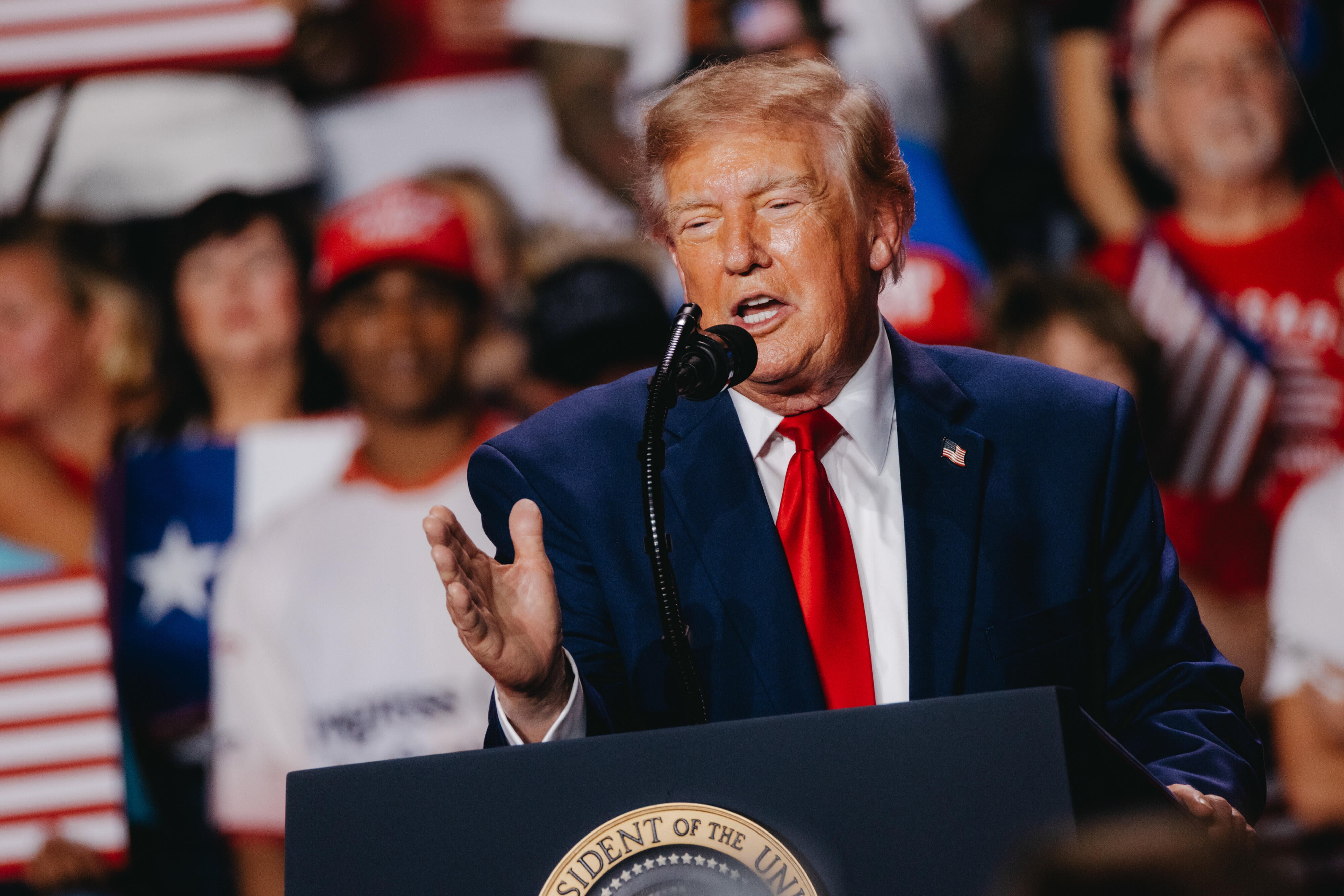 Trump promises not to resume Iran strikes before midterm elections