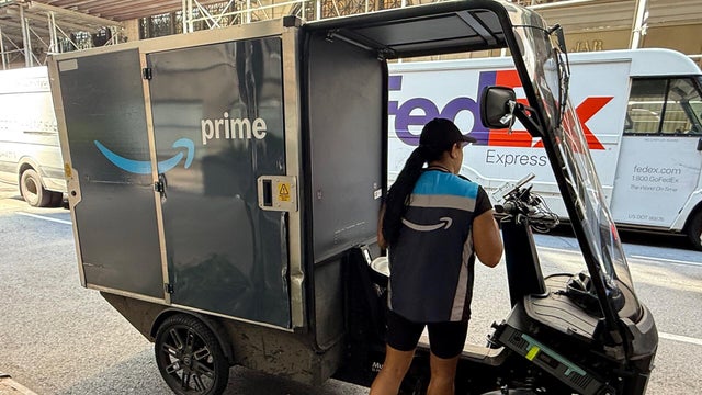 Privacy concerns over Amazon smart glasses