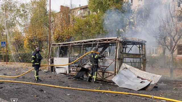 33 killed and 18 injured in Russian strike on passenger buses in Donetsk region's Kramatorsk 