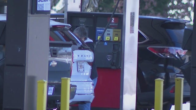 Georgia gas prices fall 28 cents amid gas tax suspension