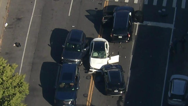 bronx-multiple-pedestrians-struck-1.jpg 