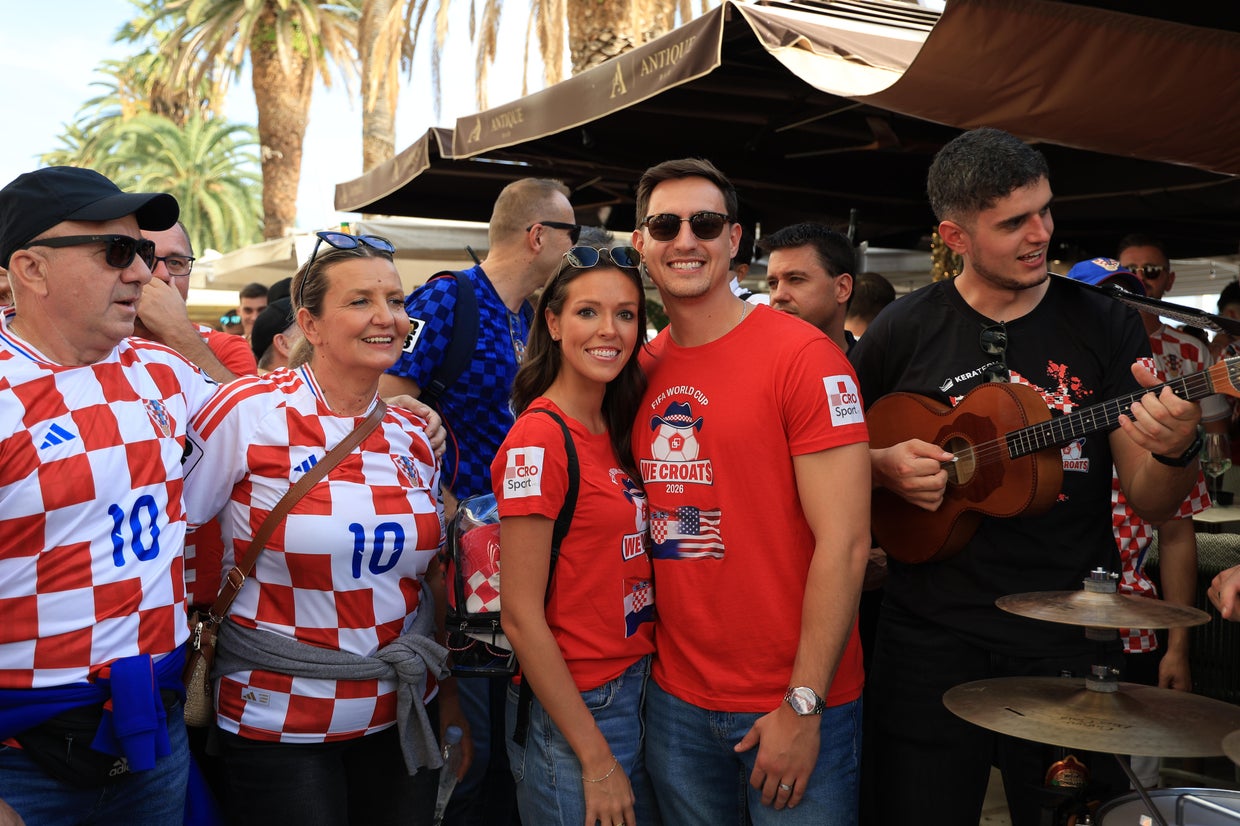 Philadelphia newlyweds tour Croatia after World Cup fans photobomb ...