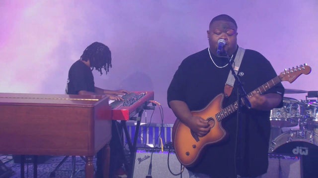 Kingfish plays "Voodoo Charm"