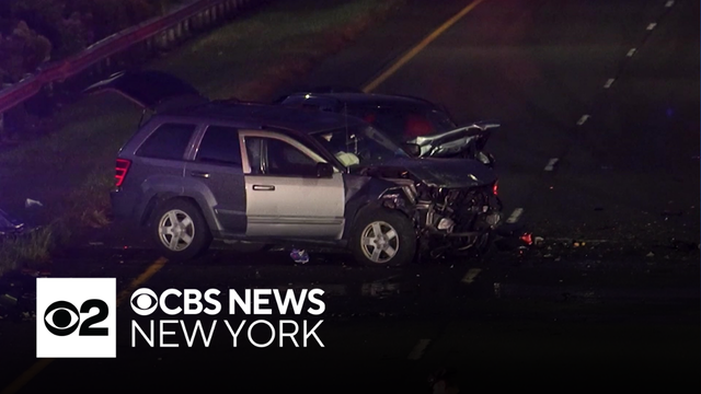Woman killed in wrong-way crash on Staten Island Expressway