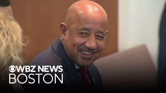 Lawrence, Massachusetts, Mayor Brian DePe&ntilde;a arraigned on state wiretapping charges