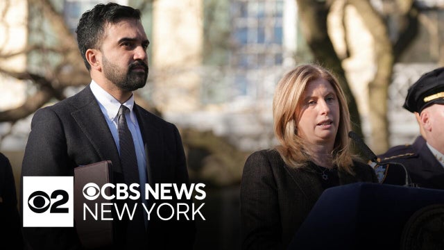 Mayor Mamdani defends NYPD Commissioner Tisch amid criticism over handling protests, ICE presence