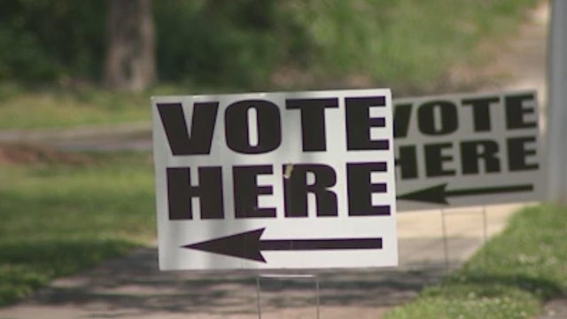 Early voting for midterm elections begins in Georgia