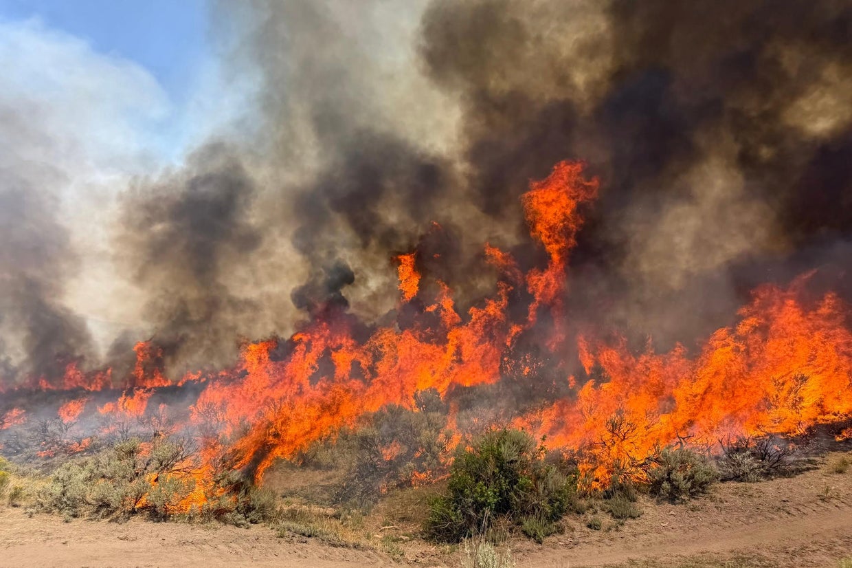 Western Wildfires Helicopter Crash 