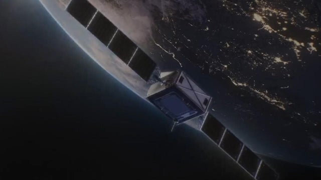 mantis-space-2.jpg 