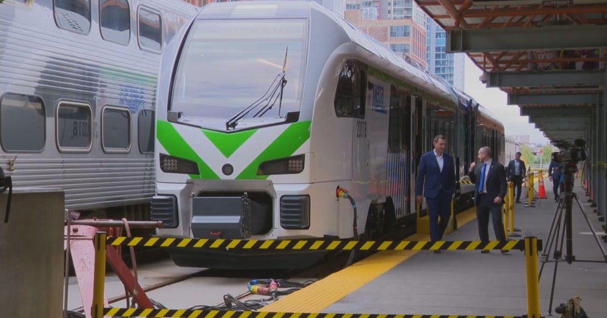 Metra's new battery-powered trains will run on the Beverly Branch of ...