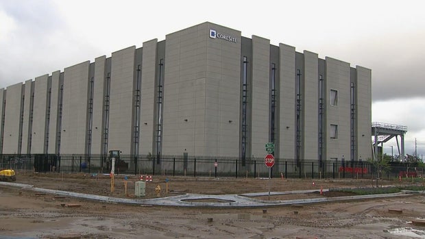 denver-data-centers-6pkg-frame-1324.jpg