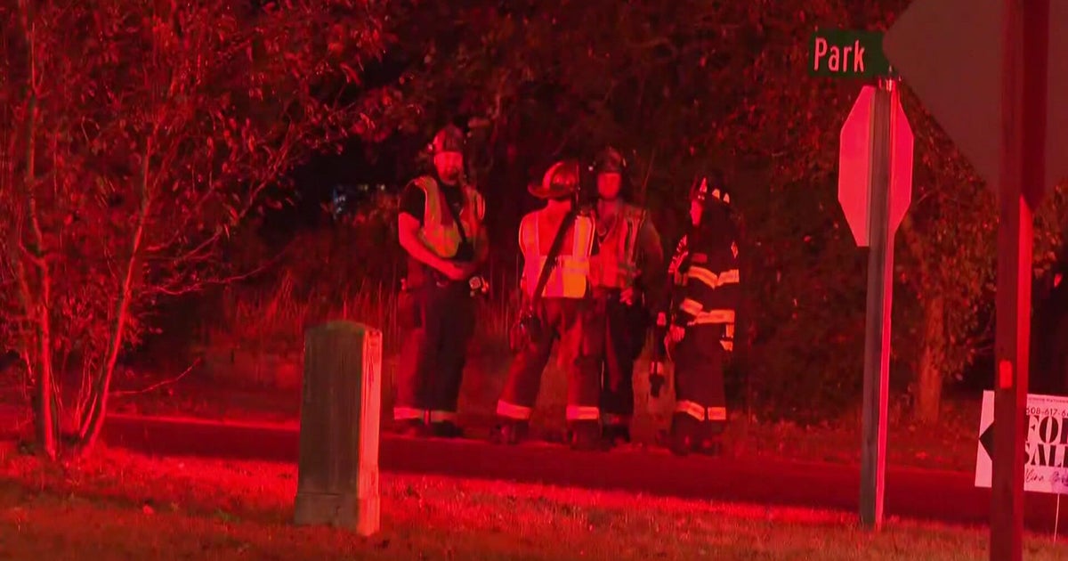6 dead, including child, in small plane crash near Wisconsin Dells, sheriff says