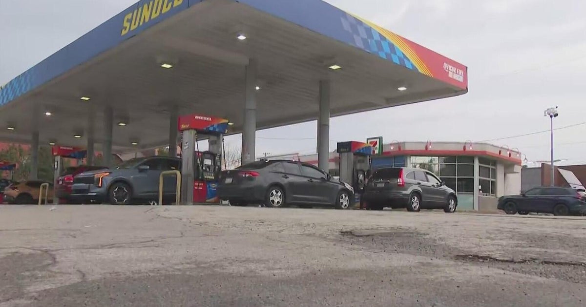 Dispute over cigarette led to alleged baseball bat attack at Pittsburgh gas station, police say