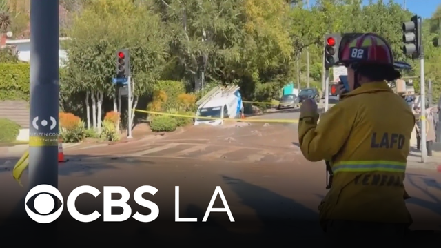 LADWP still working to fix sinkhole that nearly swallowed van from Los Feliz water main break