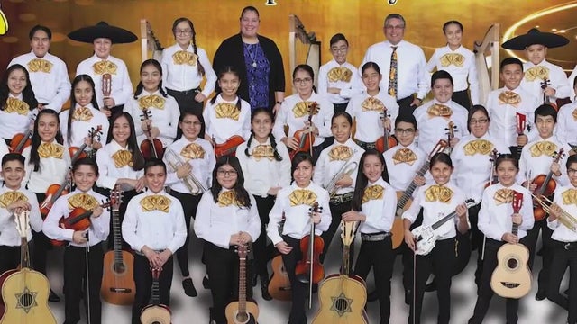 North Texas mariachi teacher helps students celebrate culture through music
