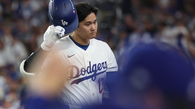 National League Championship Series: Milwaukee Brewers v Los Angeles Dodgers - Game Four 