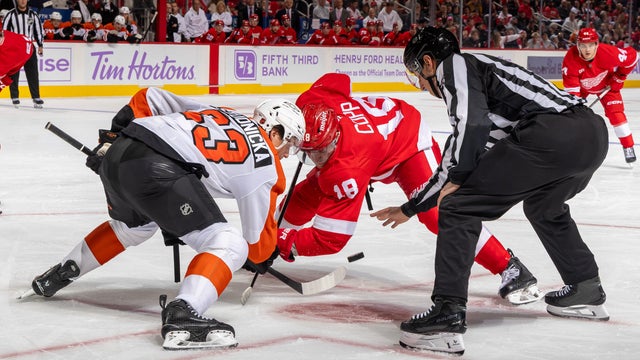 Philadelphia Flyers v Detroit Red Wings 