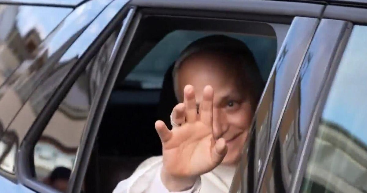 Parishioners at Holy Name Cathedral continue prayers for Pope Leo after being released from hospital