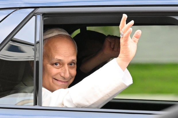 TOPSHOT-VATICAN-POPE-RELIGION-HEALTH