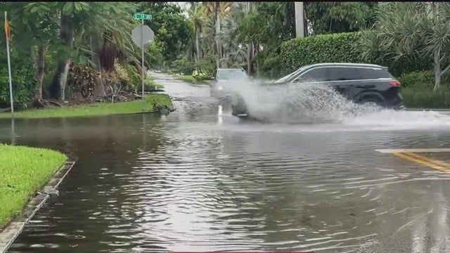 Heavy rain causes street flooding across parts of South Florida