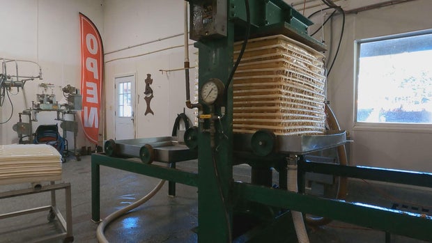 webers-apple-cider-press.jpg