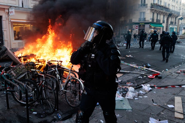 FRANCE-SOCIAL-DEMO-RIOTS-UNREST-CLASHES 