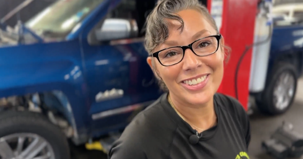 cbsnews.com - Monique  John - Conyers TikTok star trades health care career for auto repair and helps train new mechanics