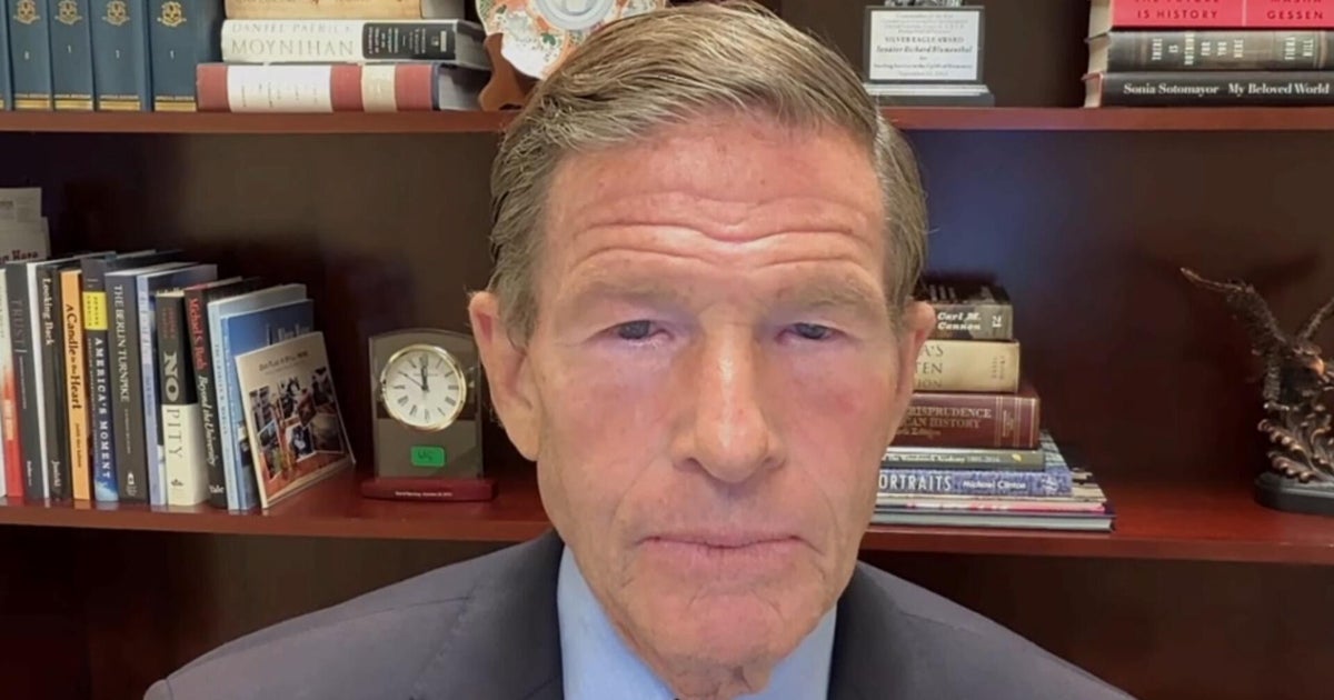 Sen. Blumenthal accuses Trump of "trying to bleed Ukrainians into conceding territory and security"