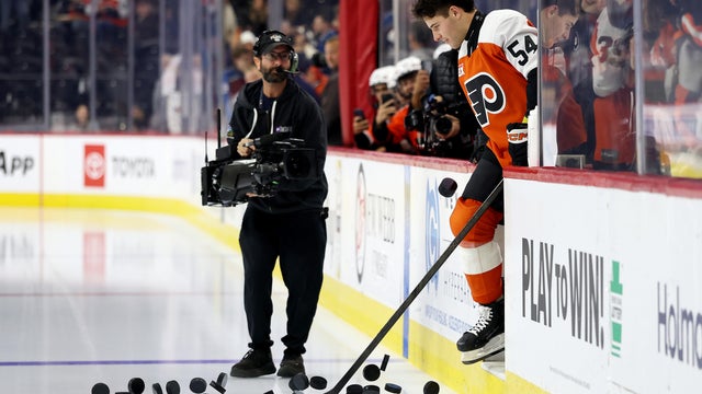Colorado Avalanche v Philadelphia Flyers 