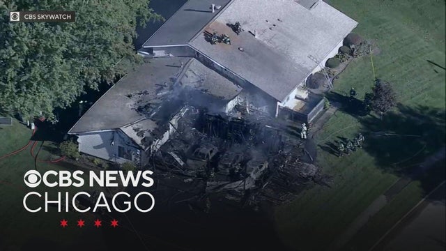 Fire damages house in McHenry, Illinois