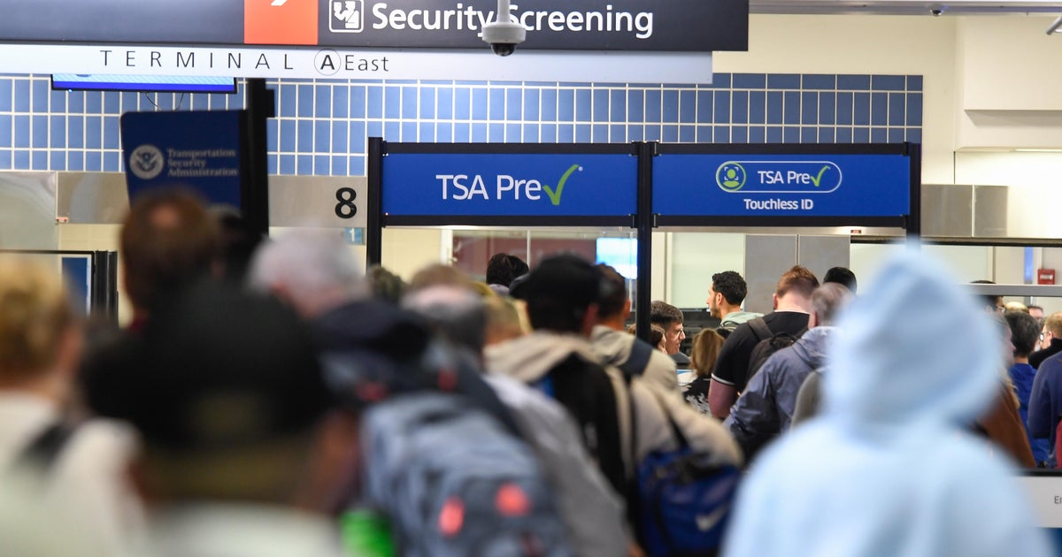 Thanksgiving travelers may pay more if they wait to book flights, experts say
