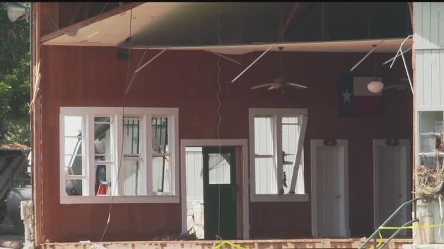 Judge to review Camp Mystic owners' phone data in flood investigation
