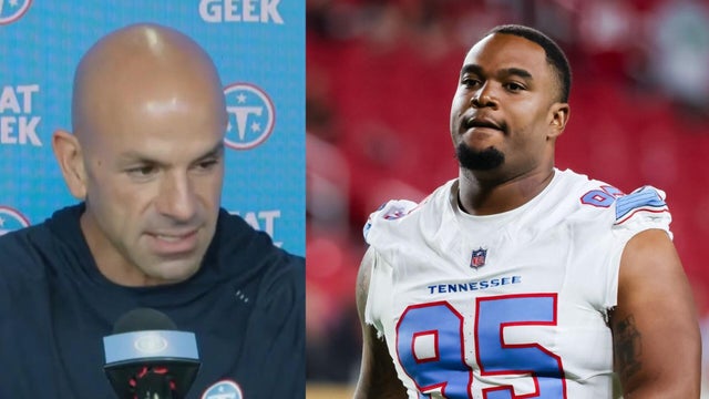 Titans coach stands by player in gun incident