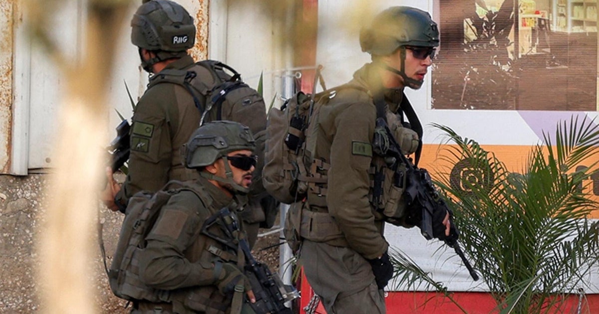 Deadly attack in West Bank prompts Israeli operation