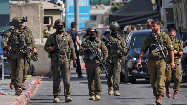 Israel plans to lock down West Bank