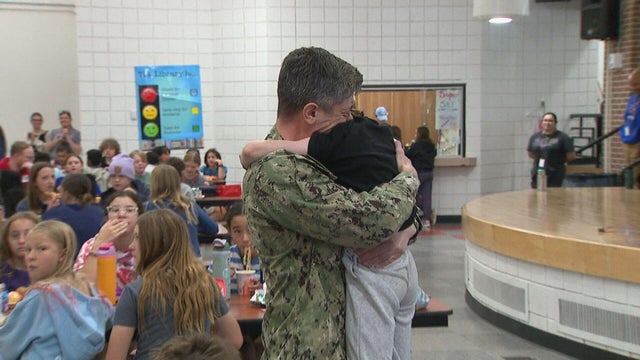 Colorado sailor surprises family after returning from deployment