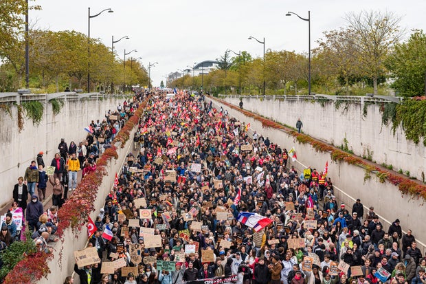 FRANCE-ORLEANS-ANTI-RN-MARCH-CROWD 