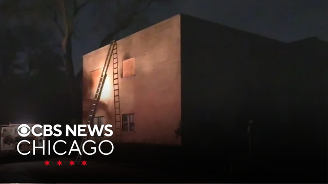 4 hurt in apartment fire in Deerfield, Illinois; Red Cross on scene