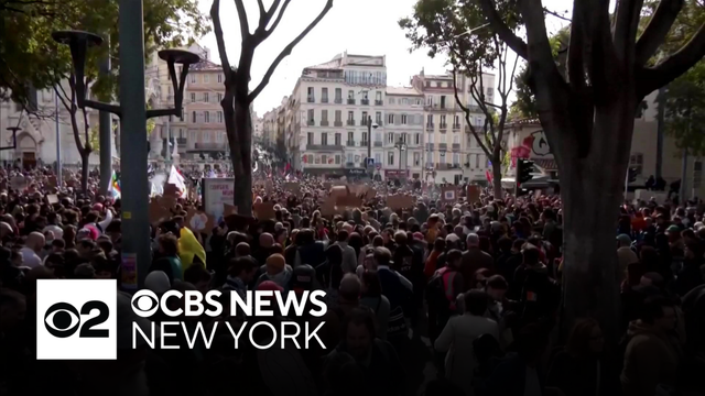 Protests grow in France and Italy