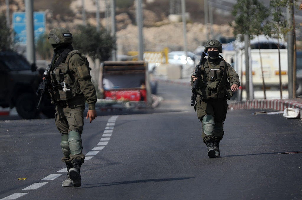 Israeli forces' siege of Hebron in the West Bank continues for a third day