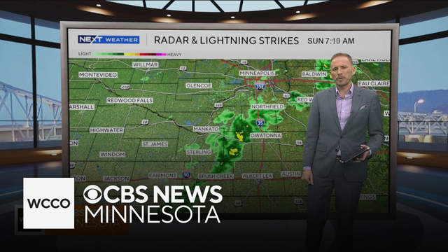 Cooler air returns to Minnesota, along with scattered showers | Oct. 25, 2026