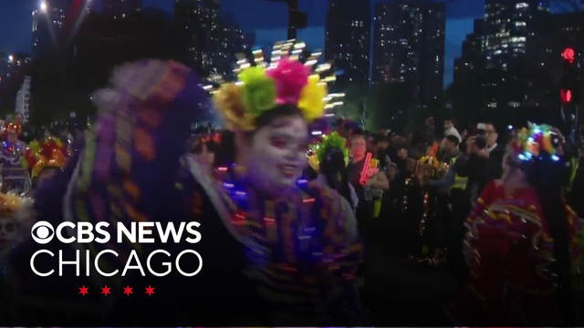 Arts in the Dark Parade brings creativity to life in downtown Chicago