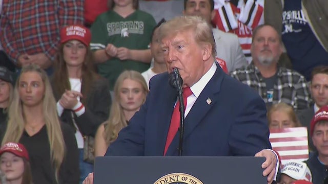 Trump continues midterm campaign blitz to rally for Republican candidates
