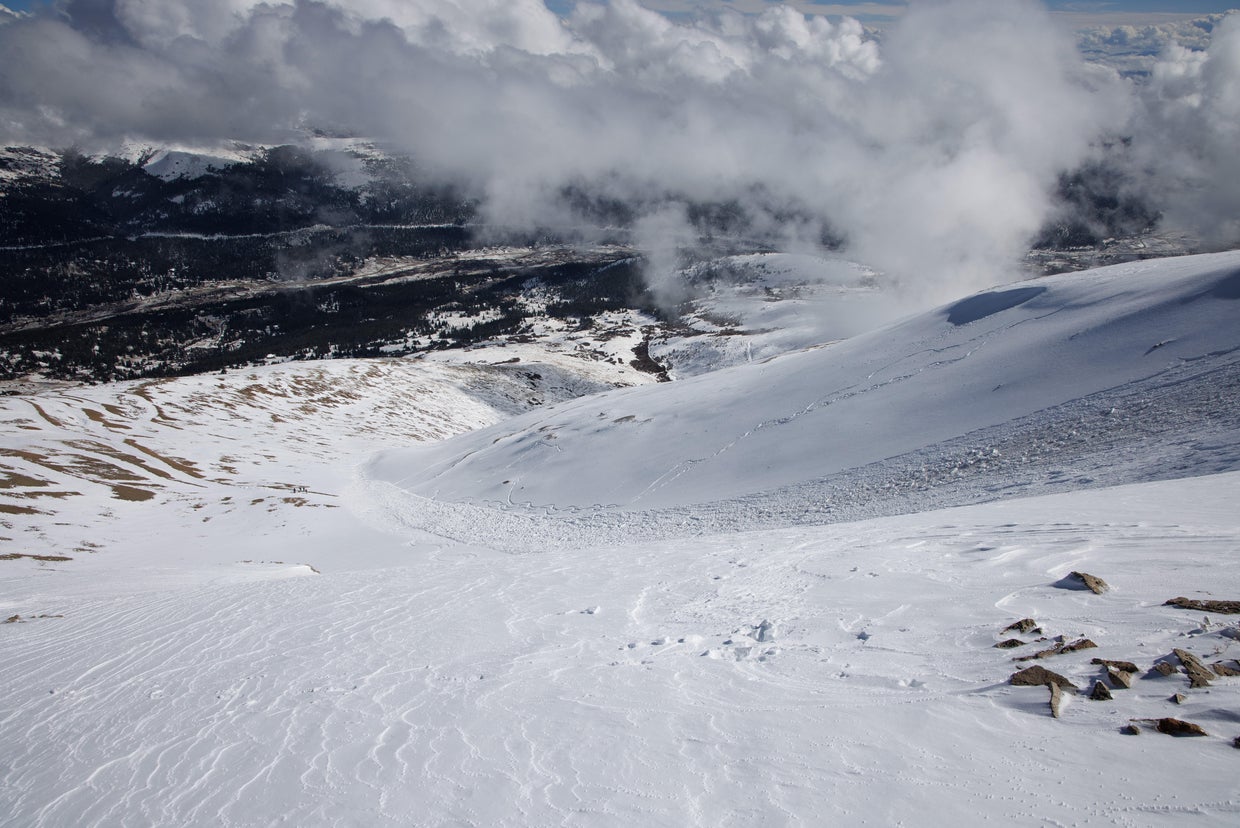 Witnesses describe avalanche on Colorado 14er that buried skier - CBS ...