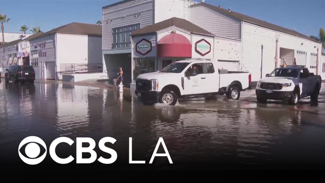 Newport Beach sees flooding after record-setting high tides